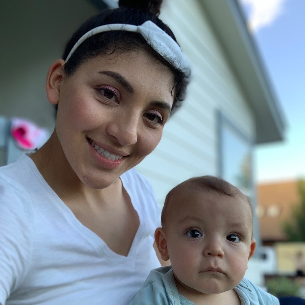 Meet your Posher, Rebeca